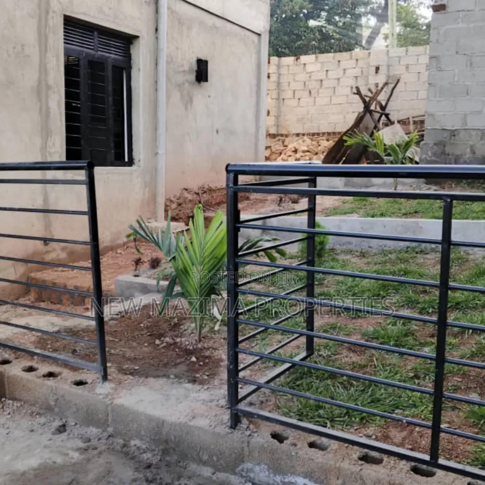 Mini Flat in Kitende Ntebe Rd, Central Division for sale in Central Division