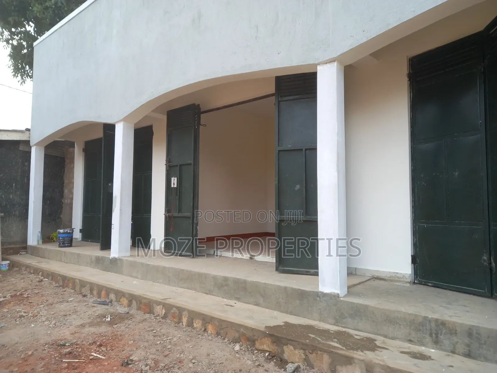 Simple Empty Shop for Rent in Namugongo Kyaliwajala. in Central Division