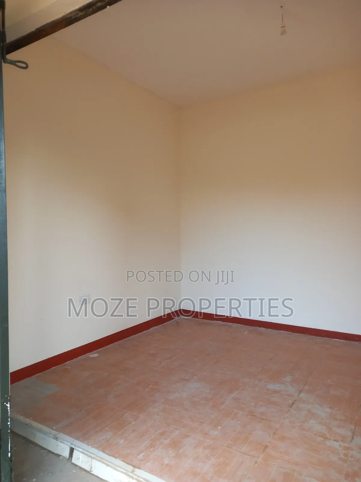 Simple Empty Shop for Rent in Namugongo Kyaliwajala. in Central Division