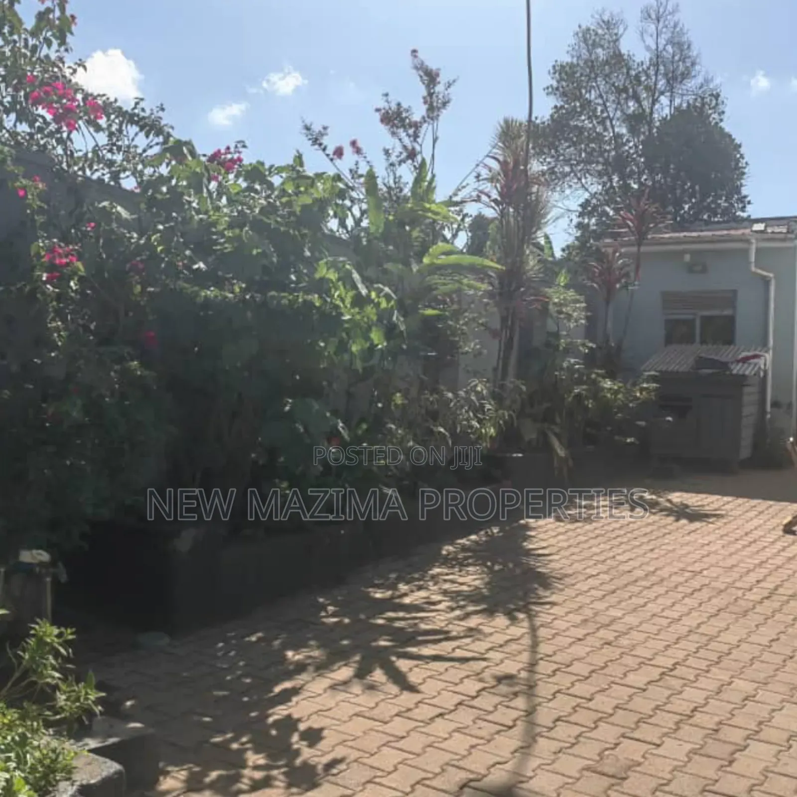 4bdrm Mansion in Kasangati, Central Division for sale in Central Division