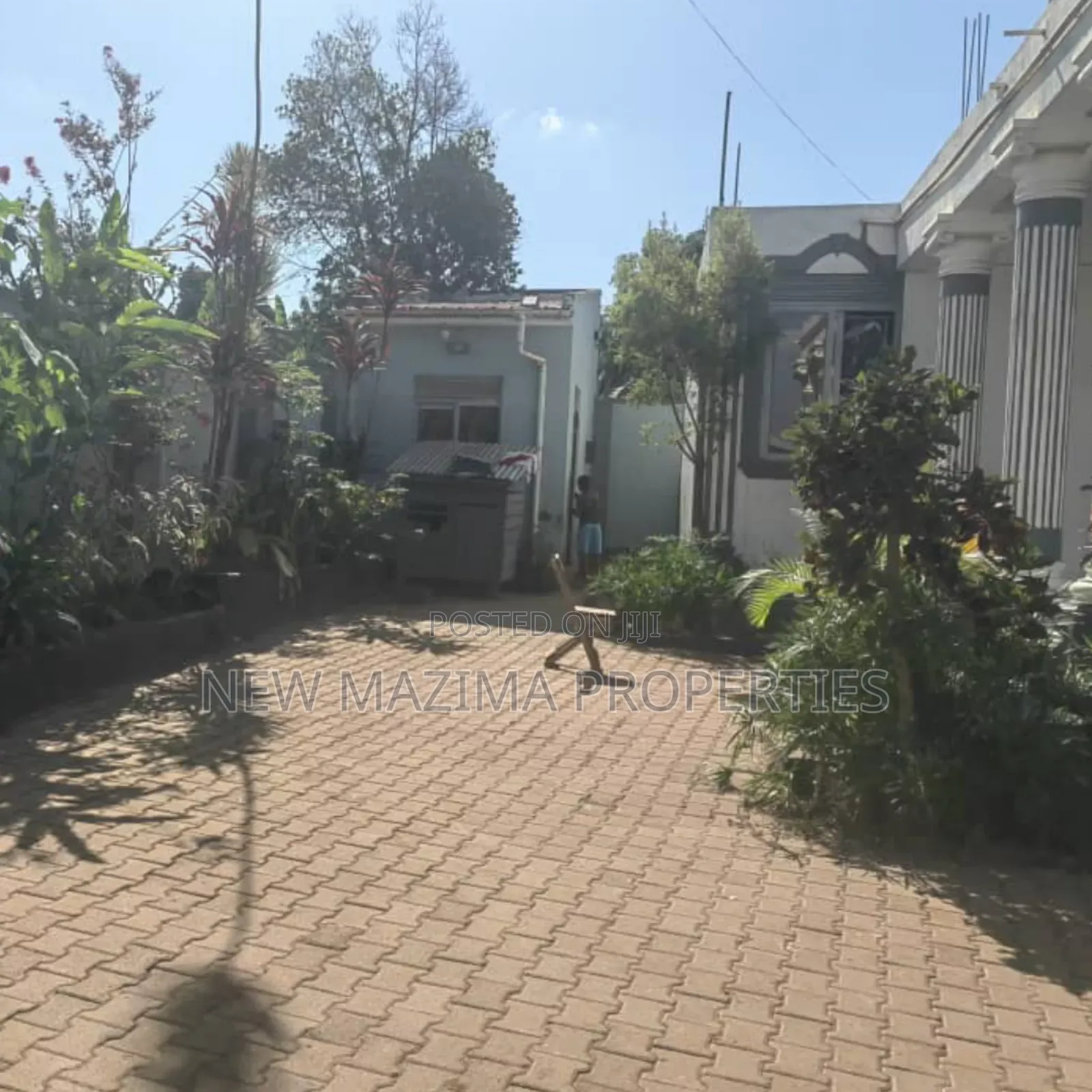 4bdrm Mansion in Kasangati, Central Division for sale in Central Division