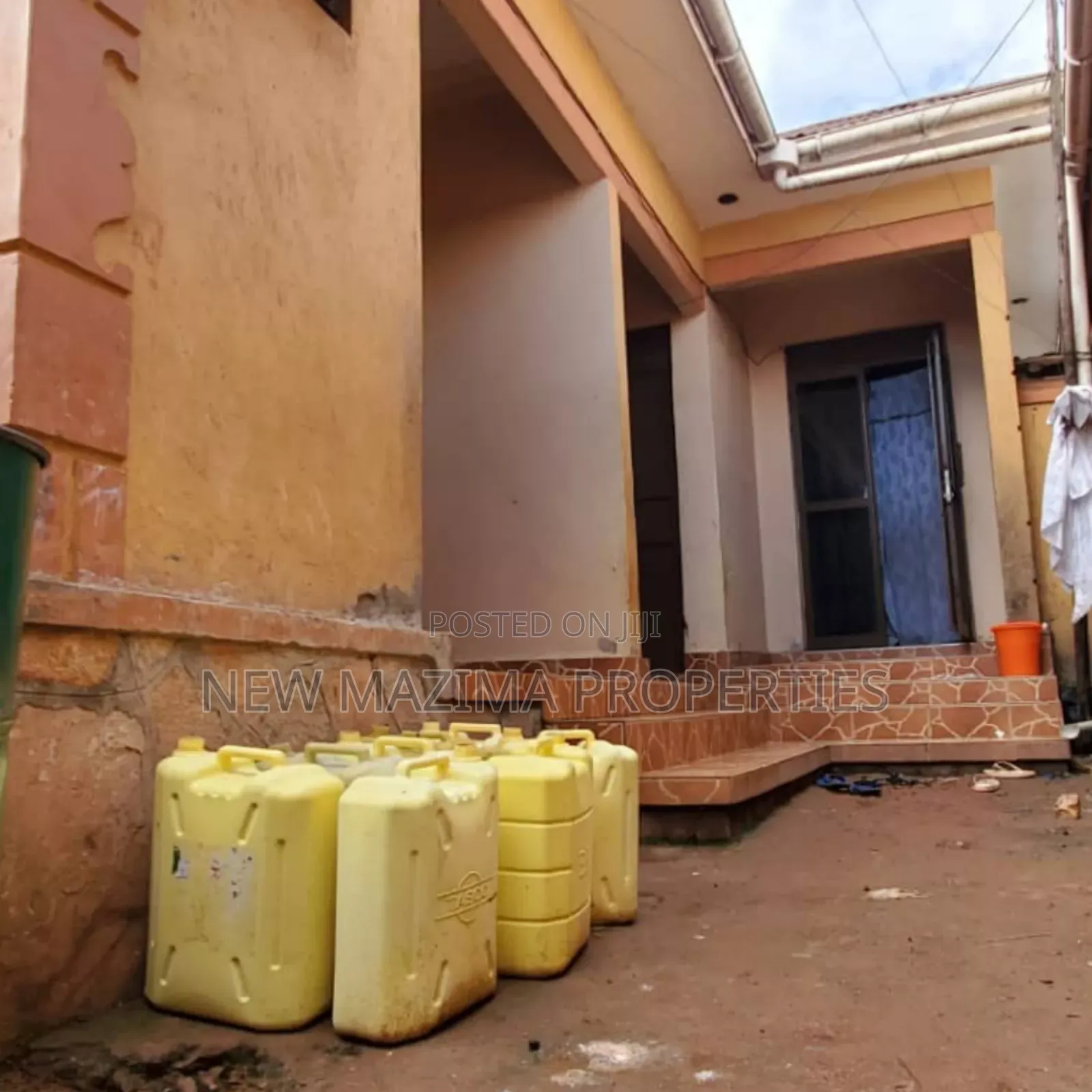 3bdrm House in Kawempe Kawanda, Central Division for sale in Central Division