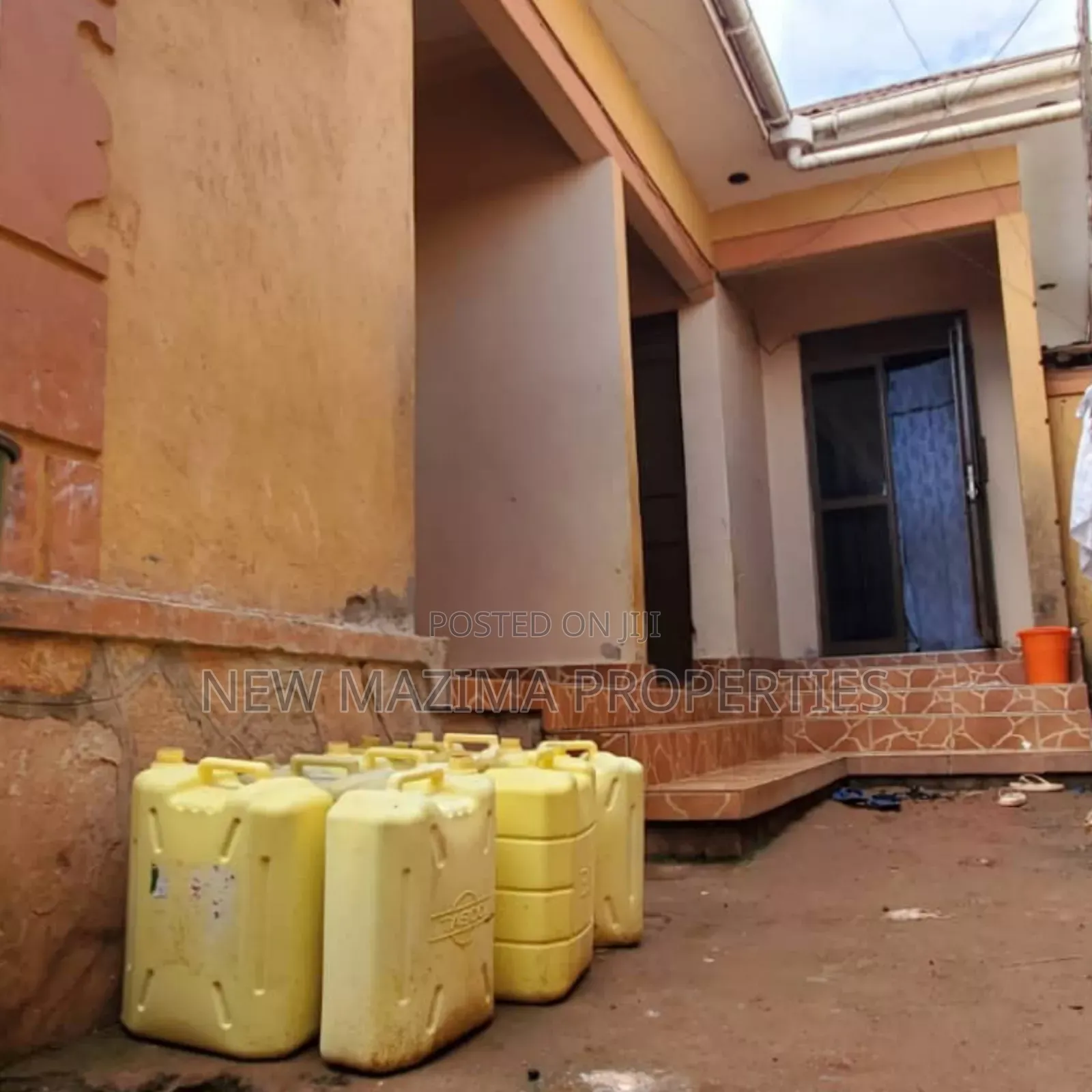 3bdrm House in Kawempe Kawanda, Central Division for sale in Central Division