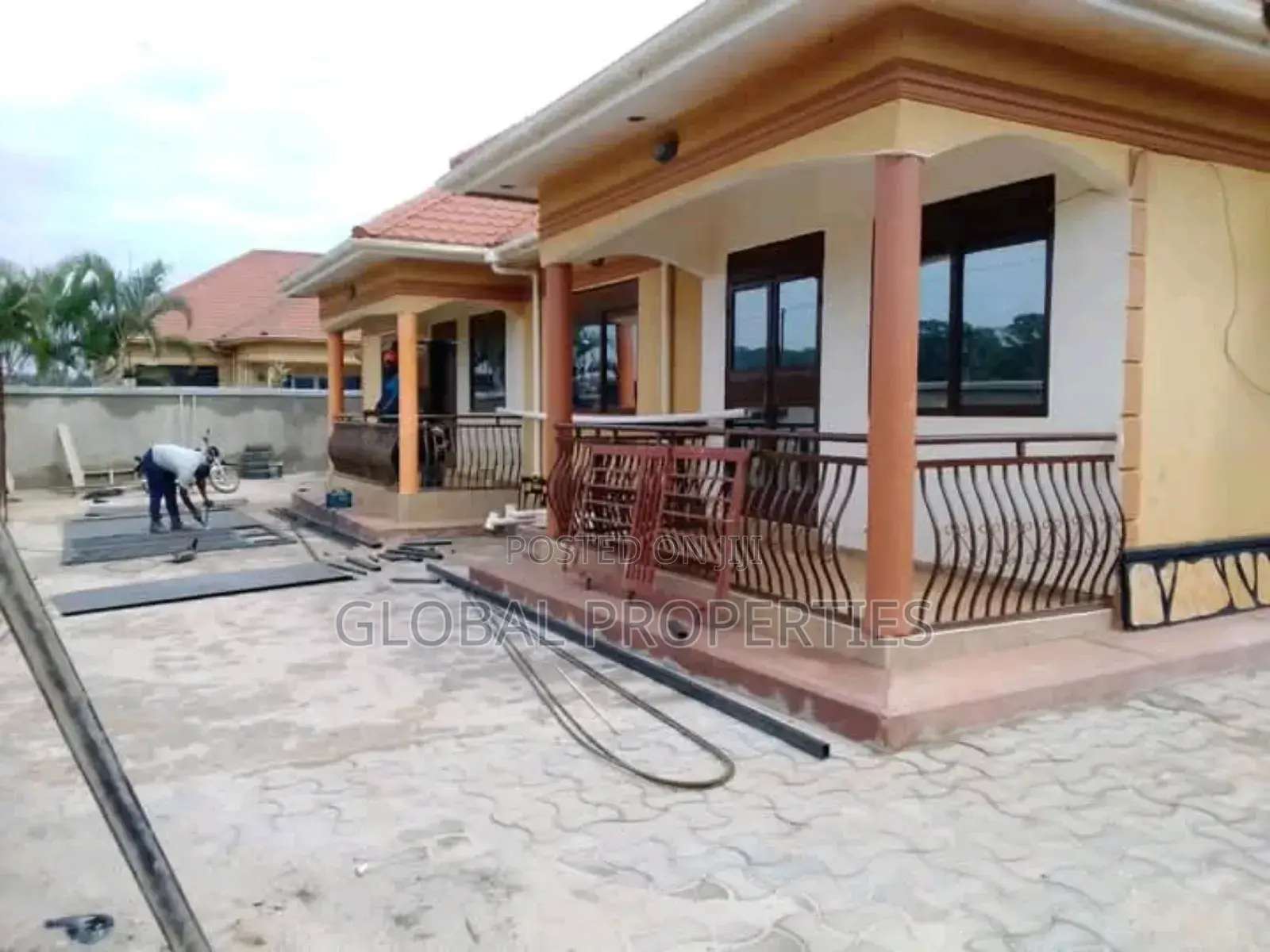 2bdrm Bungalow in Bweyogerere, Central Division for rent in Central Division