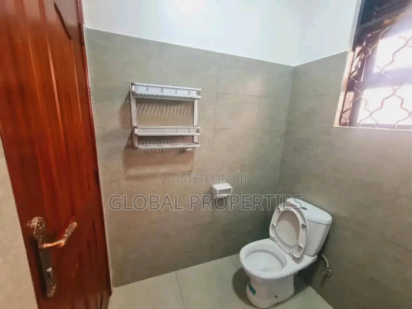 2bdrm Bungalow in Bweyogerere, Central Division for rent in Central Division