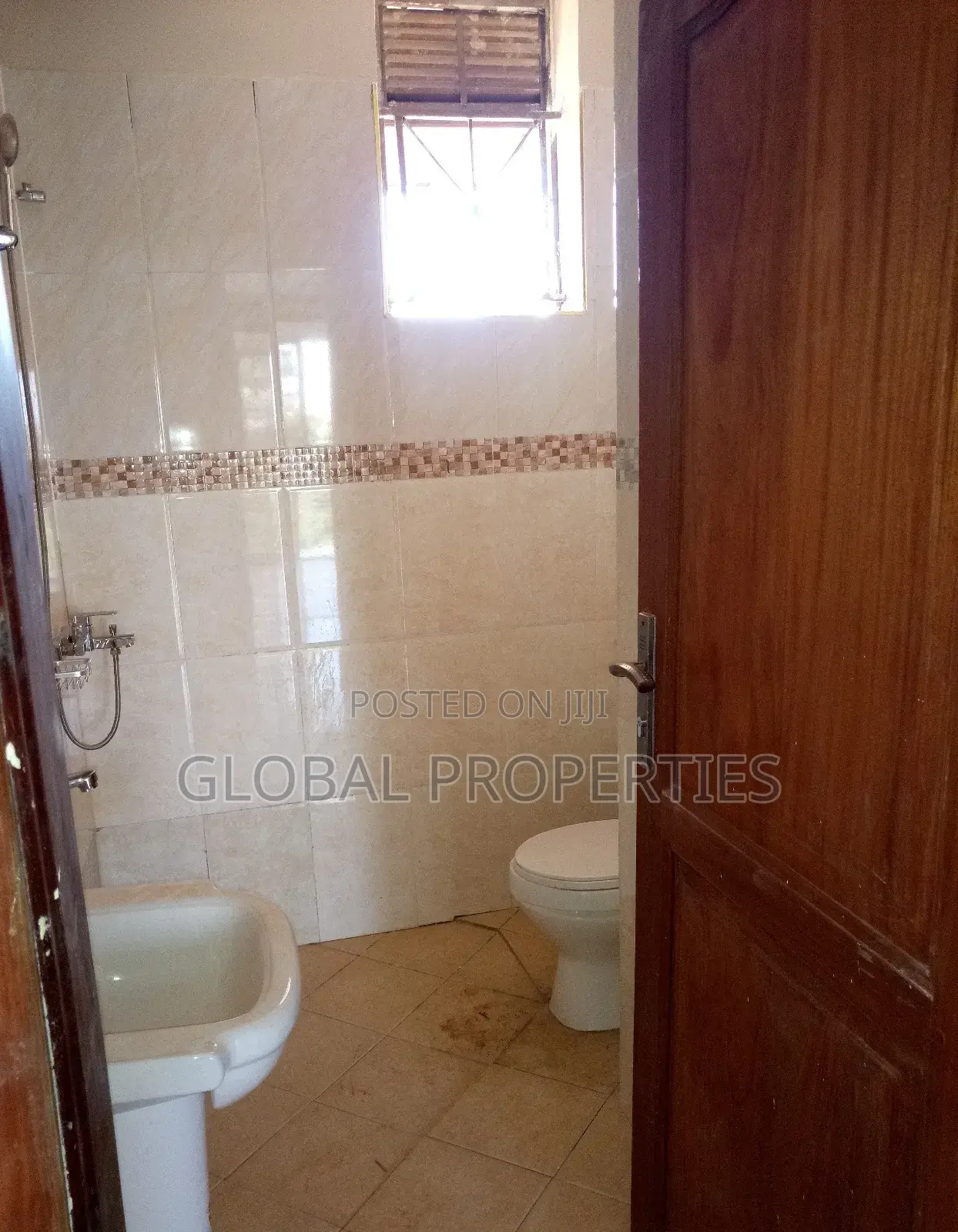 2bdrm Bungalow in Bweyogerere, Central Division for rent in Central Division