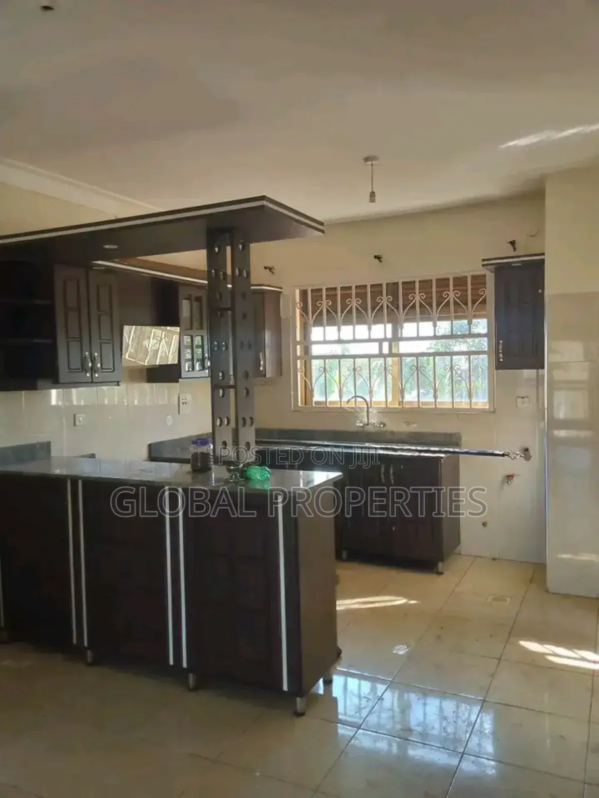 2bdrm Bungalow in Mbalwa, Central Division for rent in Central Division