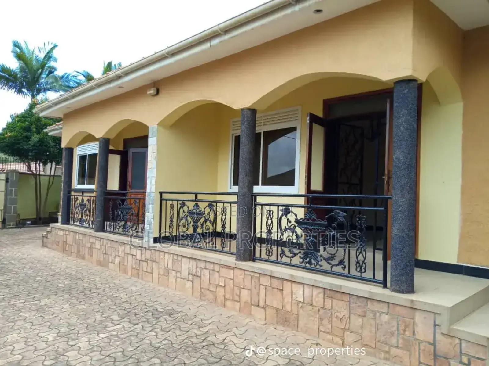 1bdrm Bungalow in Mbalwa, Central Division for rent in Central Division