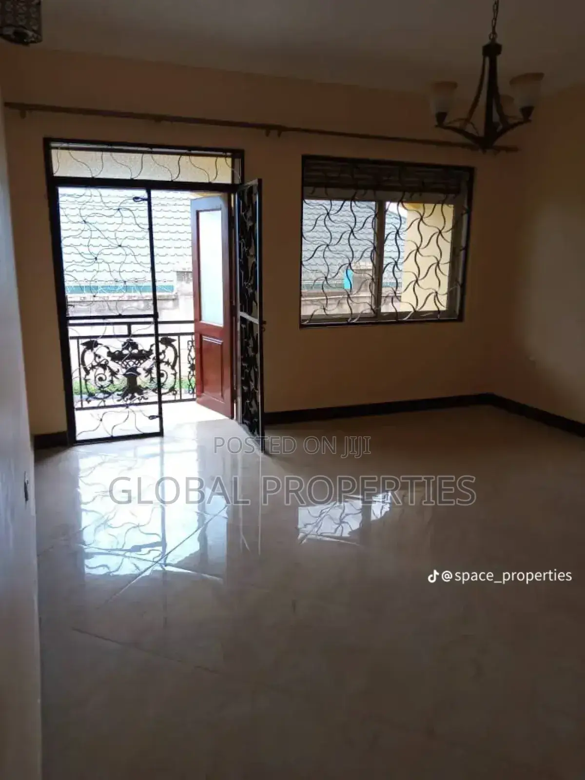 1bdrm Bungalow in Mbalwa, Central Division for rent in Central Division