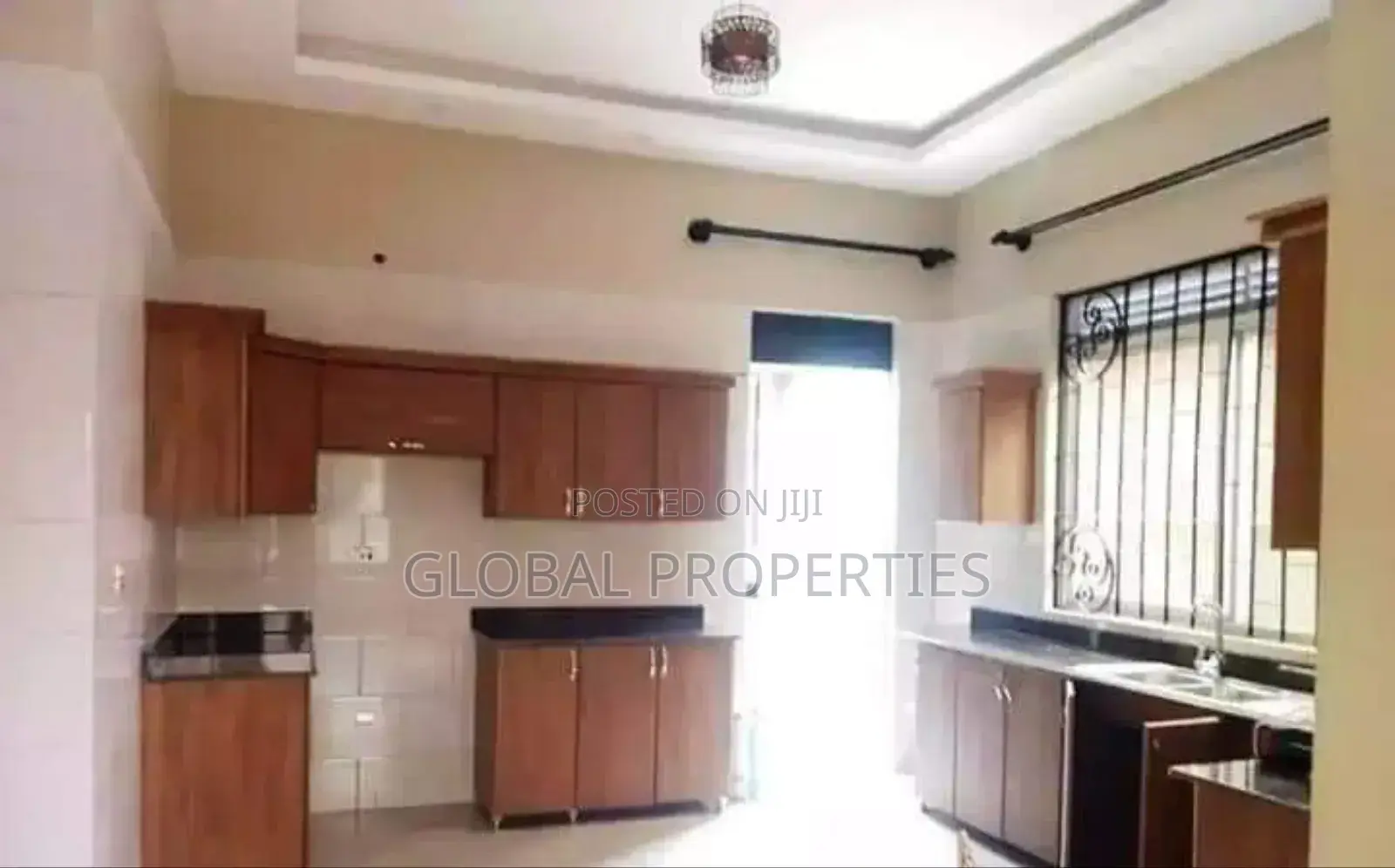 2bdrm Bungalow in Mbalwa, Central Division for rent in Central Division