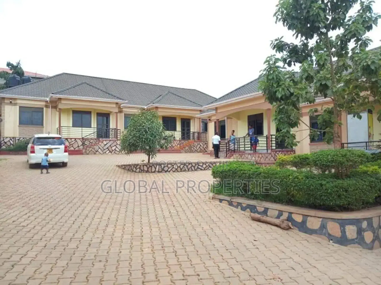 2bdrm Bungalow in Mbalwa, Central Division for rent in Central Division