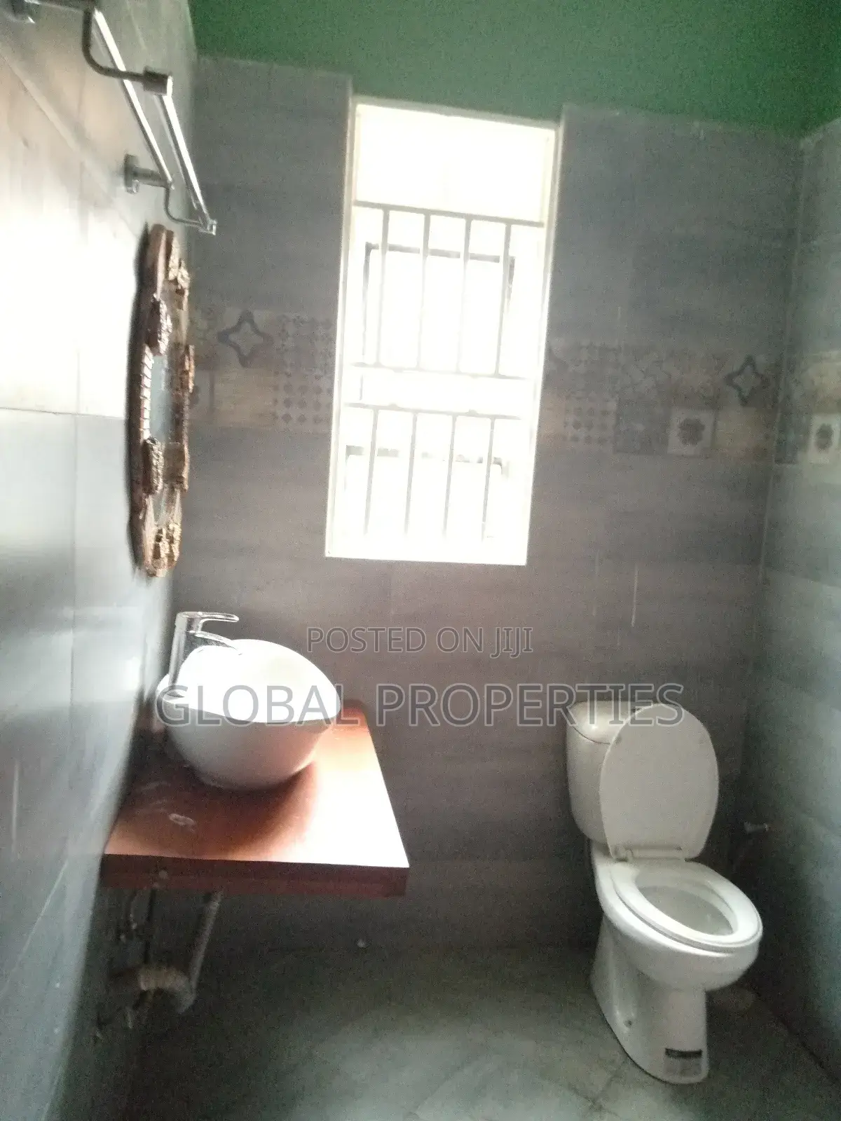 2bdrm Bungalow in Najjera Kiwatule Rd, Central Division for rent in Central Division