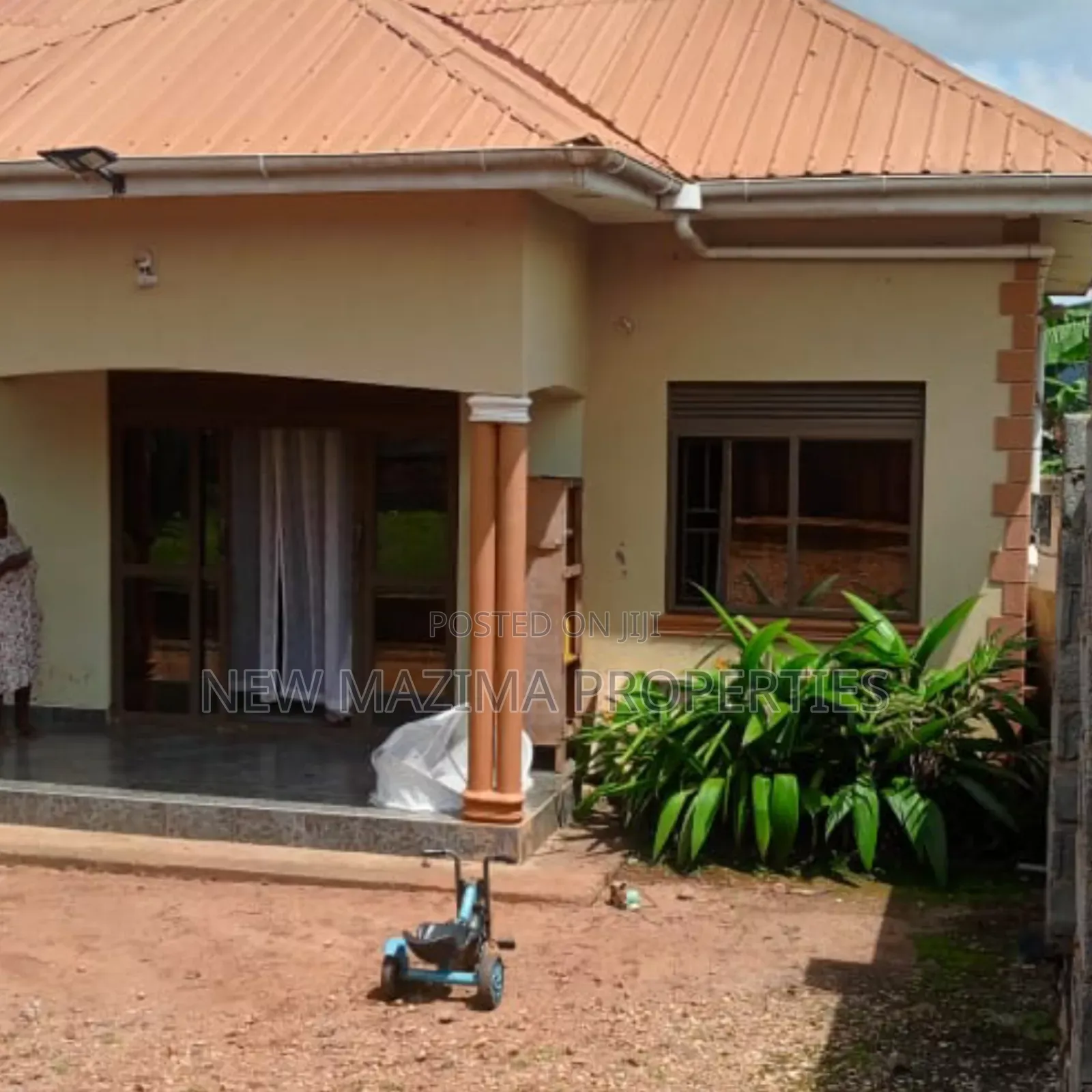 3bdrm Bungalow in Kitende Ssisa, Central Division for sale in Central Division