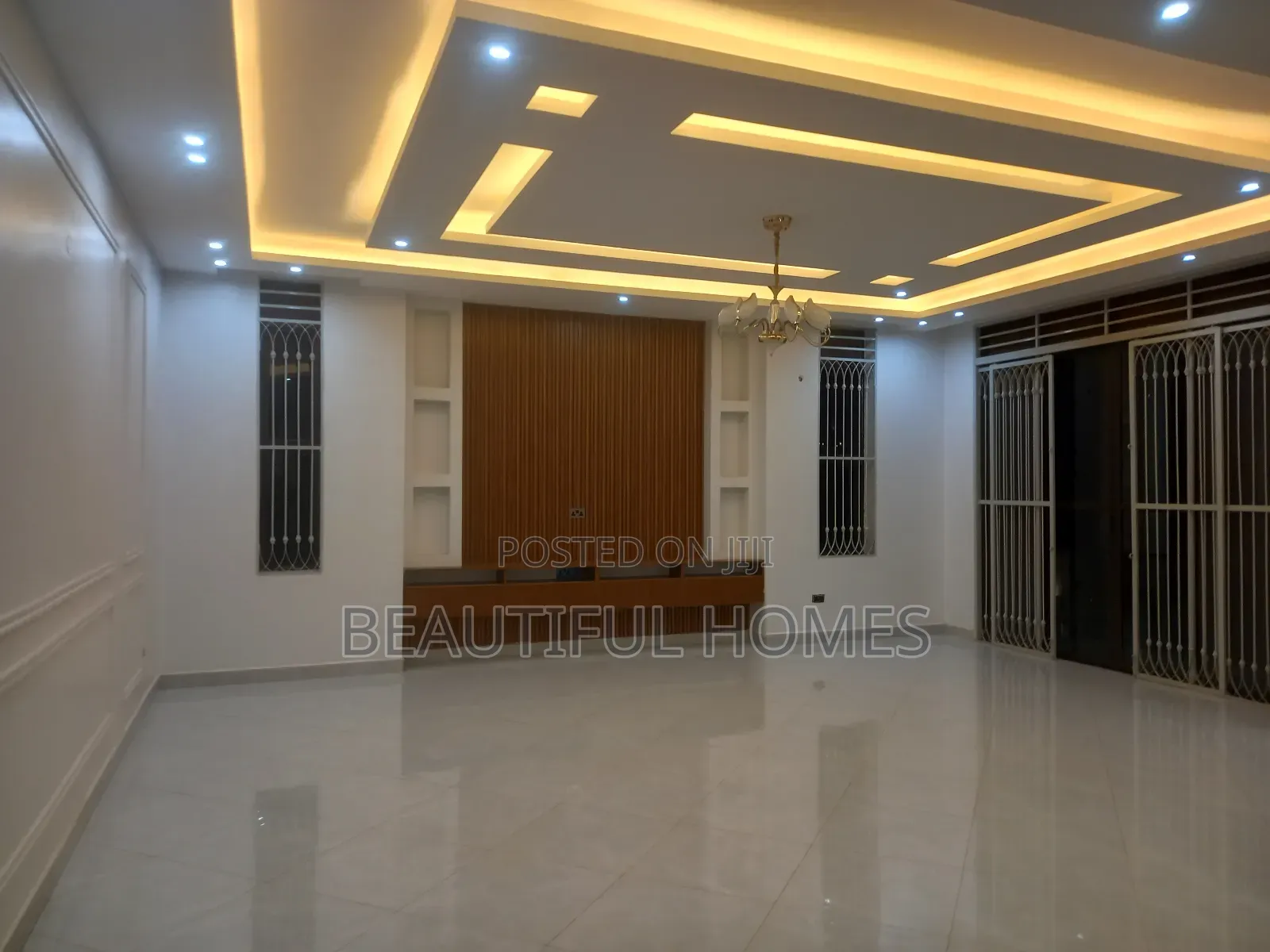 Furnished 5bdrm Duplex in Kira, Central Division for sale in Central Division