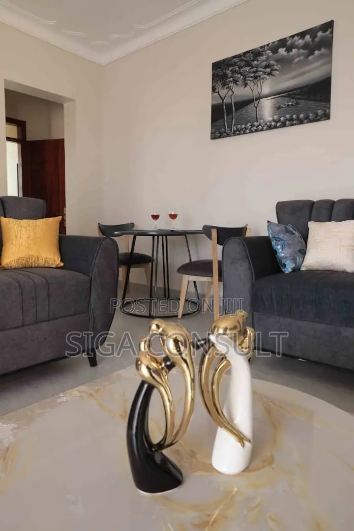 Furnished 2bdrm Apartment in Buto, Kira for rent in Kira