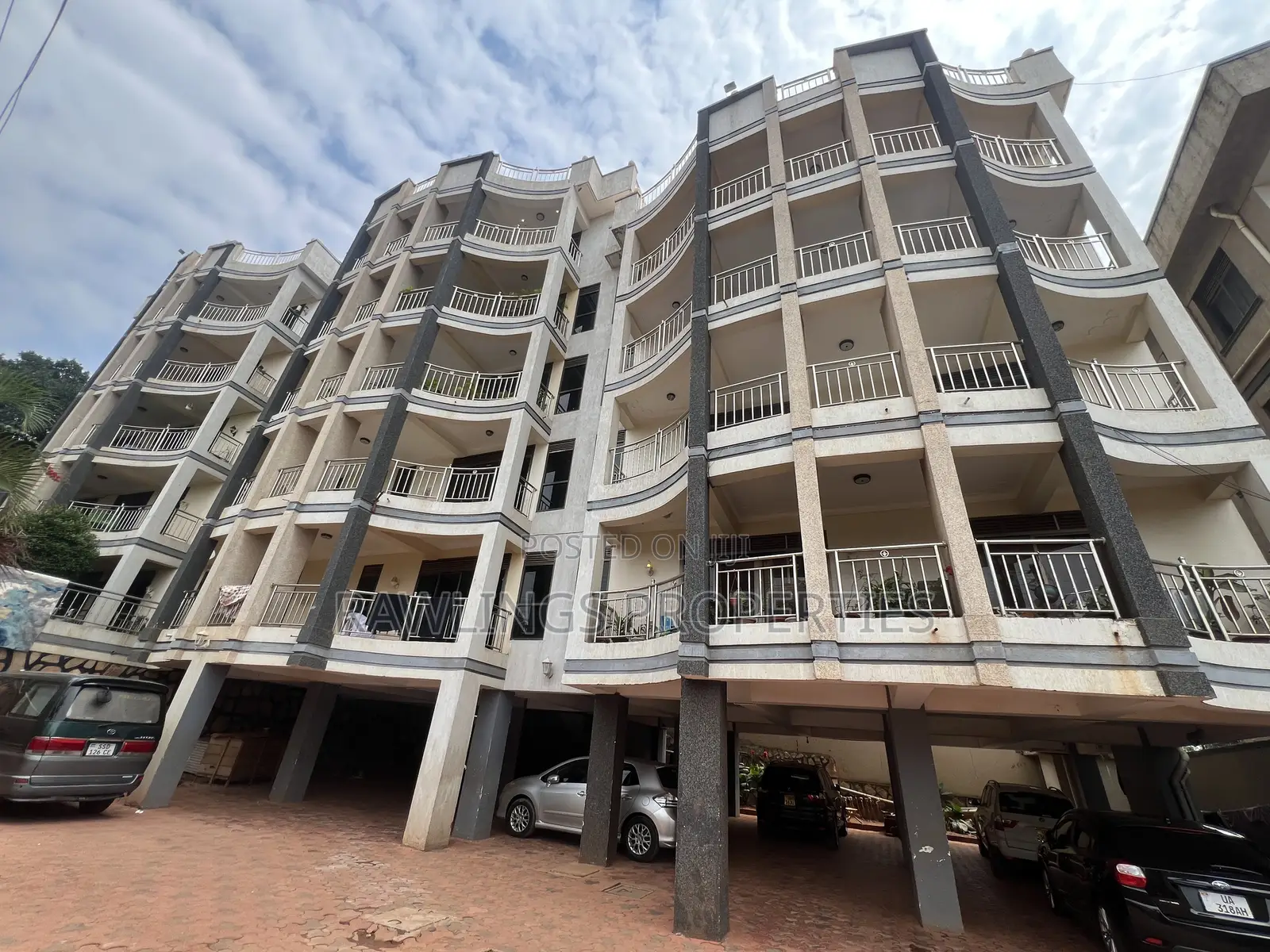 3bdrm Apartment in Buziga, Makindye for rent in Makindye