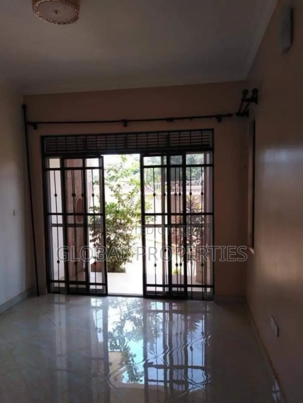 1bdrm Bungalow in Kyaliwajala, Central Division for rent in Central Division