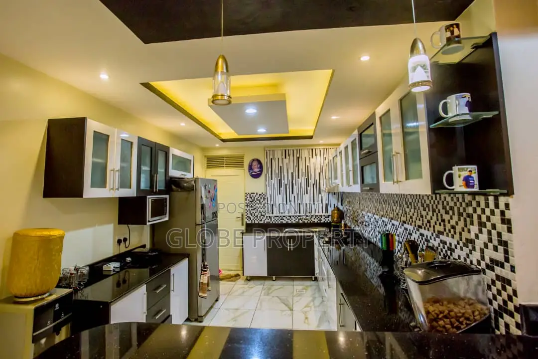 Furnished 4bdrm Maisonette in Bukoto, Central Division for sale in Central Division