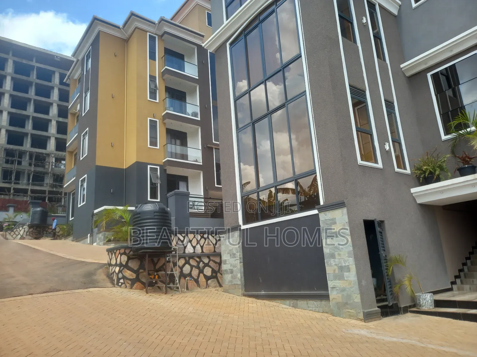 Furnished 2bdrm Apartment in Kisaasi, Central Division for sale in Central Division