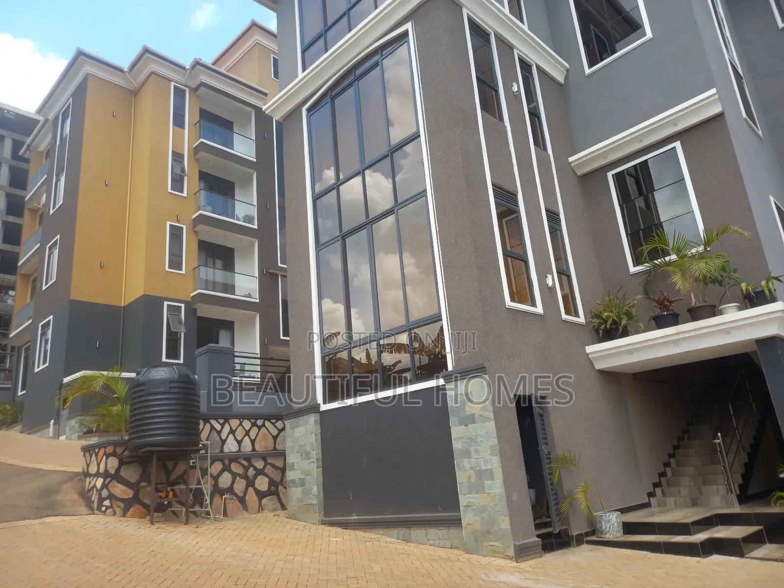 Furnished 2bdrm Apartment in Kisaasi, Central Division for sale in Central Division