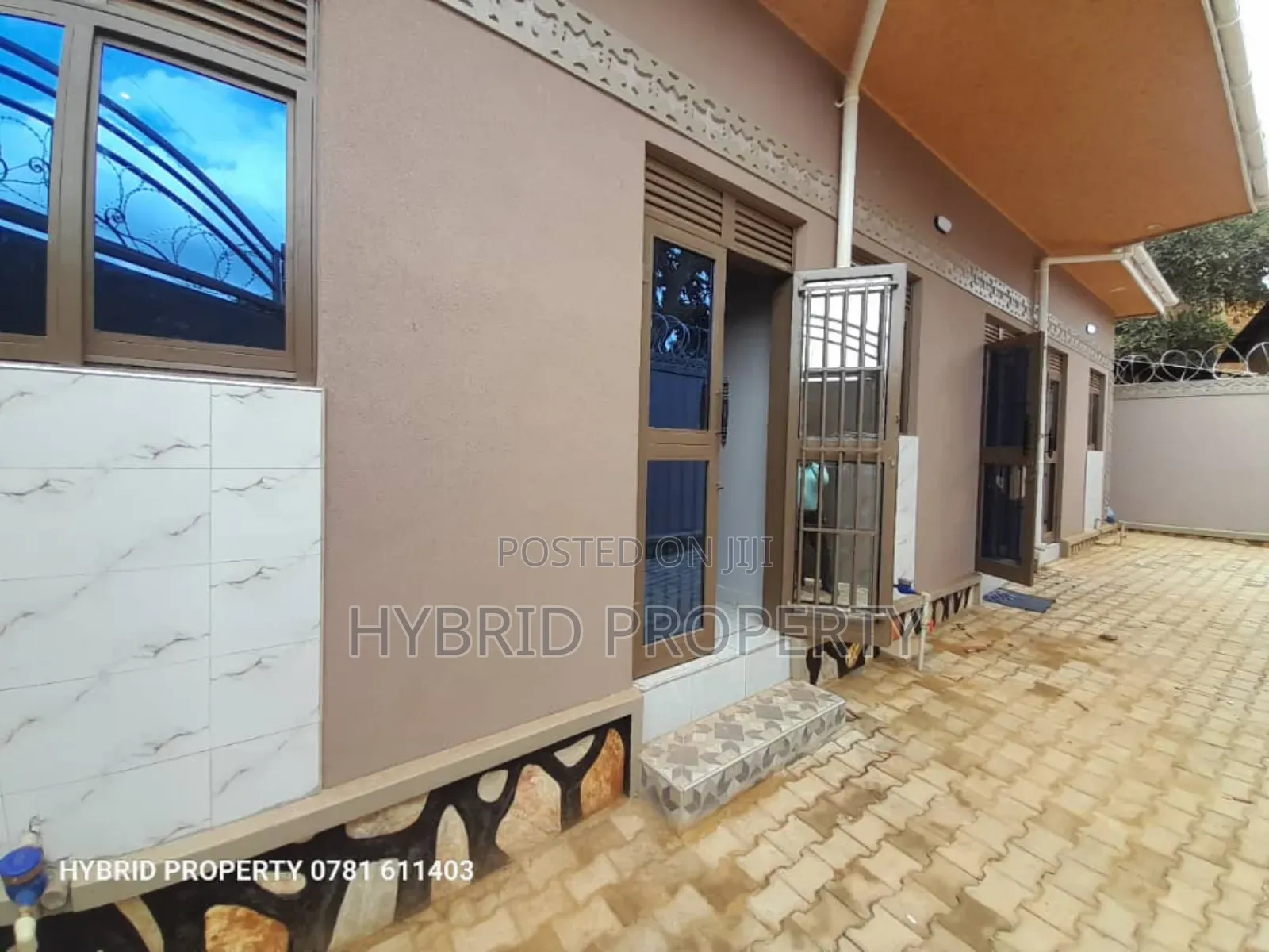 3bdrm Apartment in Kasubi~Kawaala Along, Rubaga for sale in Rubaga