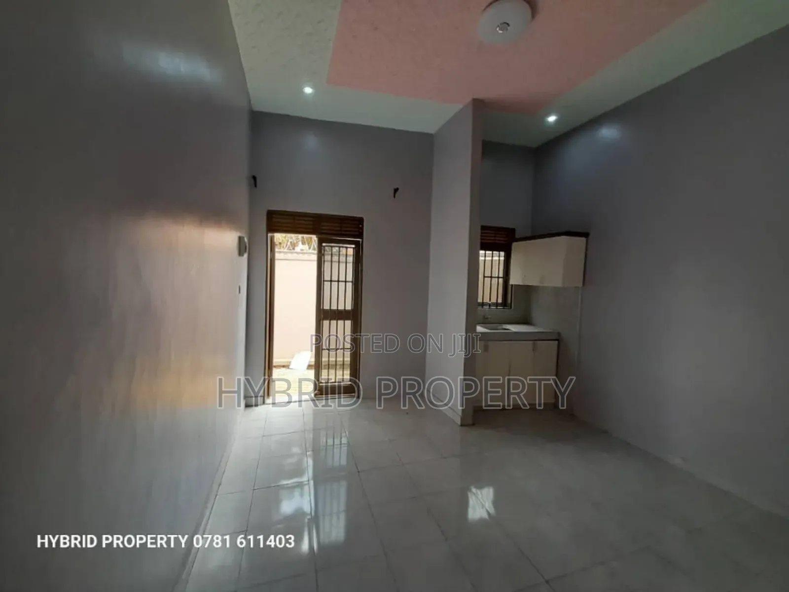 3bdrm Apartment in Kasubi~Kawaala Along, Rubaga for sale in Rubaga