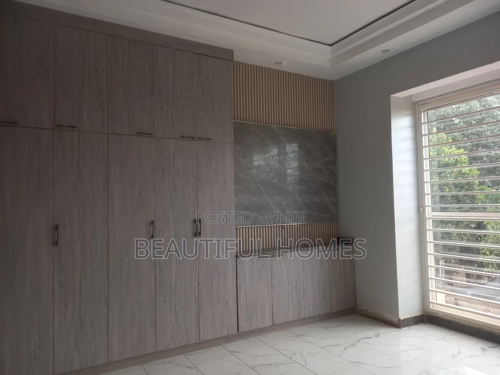 Furnished 4bdrm Duplex in Kira for sale in Kira