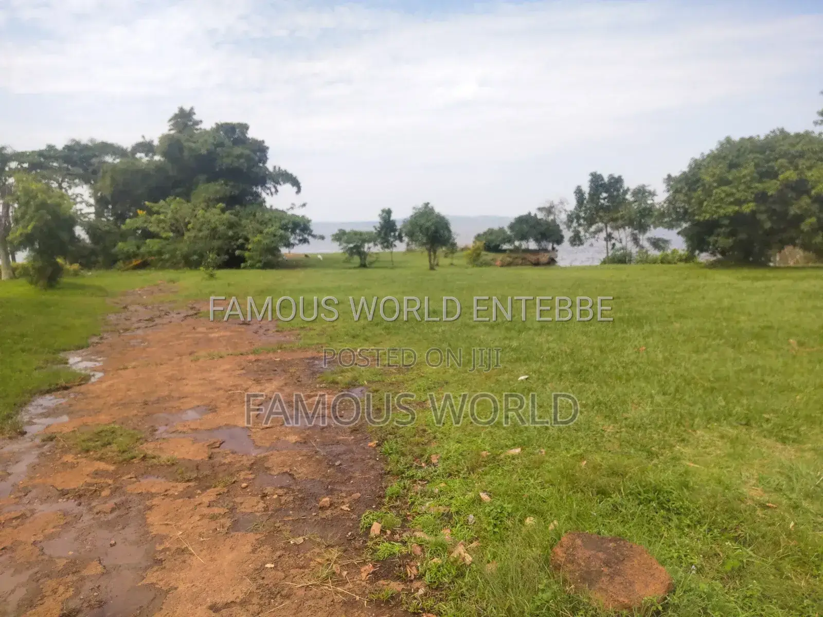Victoria Lake Side Entebbe Kawuku Acres on Sale in Katabi