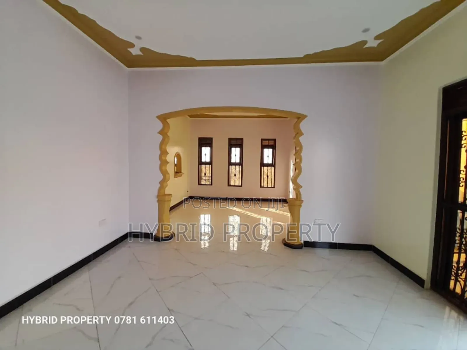 3bdrm House in Nansana Along Hoima for sale in Wakiso / Wakiso