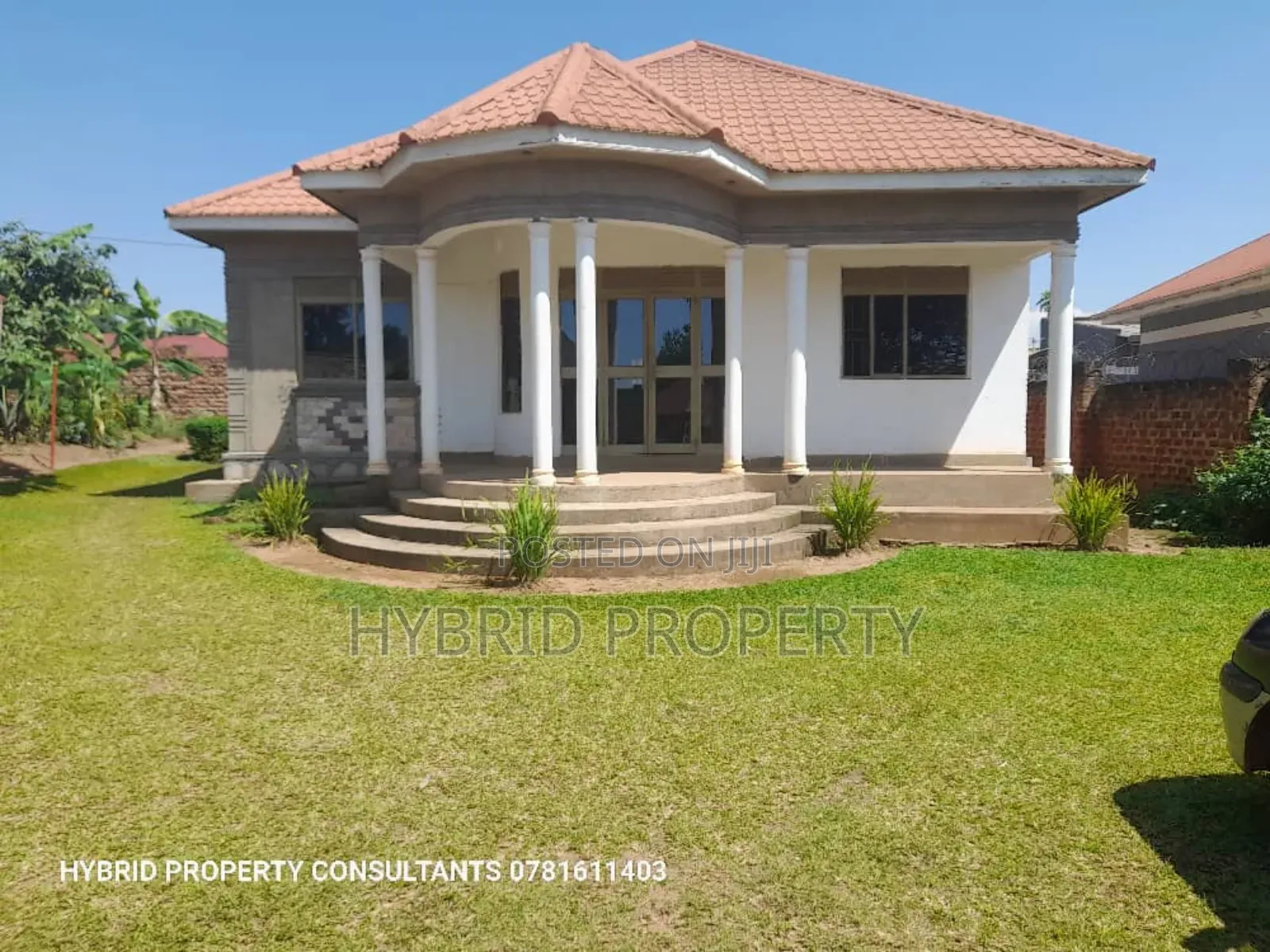 4bdrm House in Wakiso~Namusera Town for sale in Wakiso / Wakiso