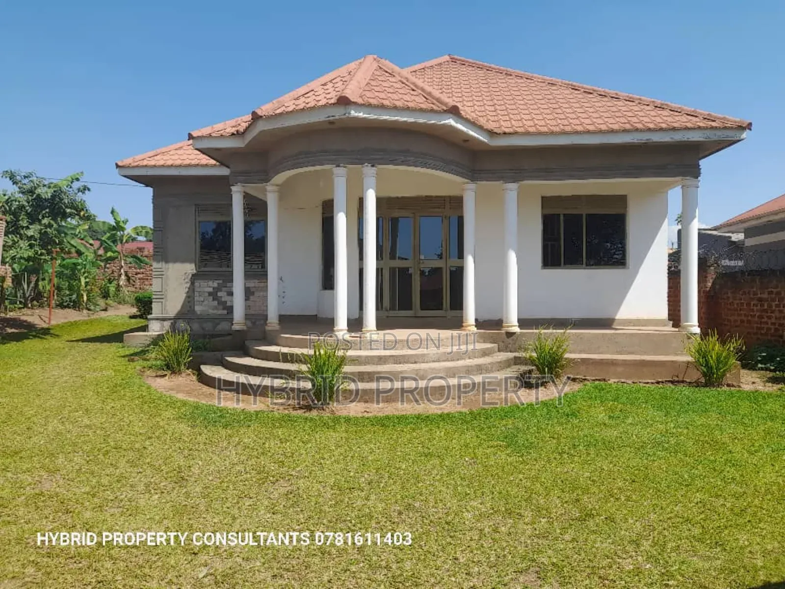 4bdrm House in Wakiso~Namusera Town for sale in Wakiso / Wakiso