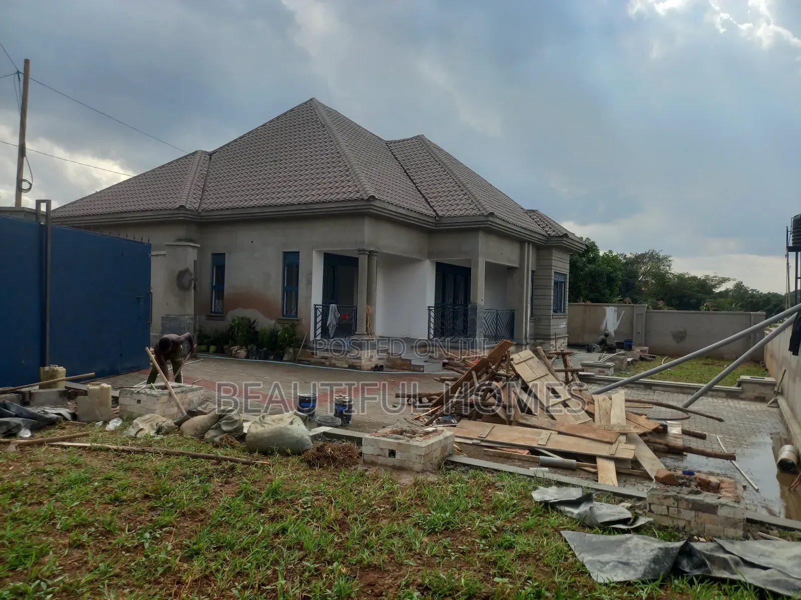 Furnished 4bdrm House in Kira for sale in Kira