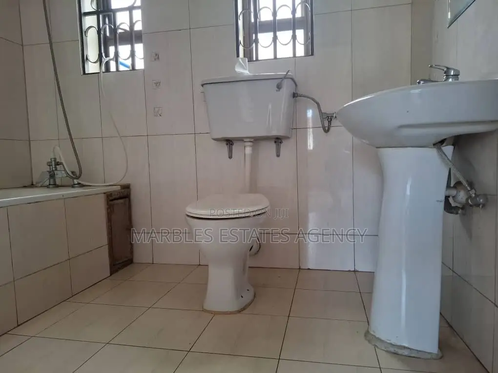 3bdrm Condo in Naalya Estate, Central Division for sale in Central Division