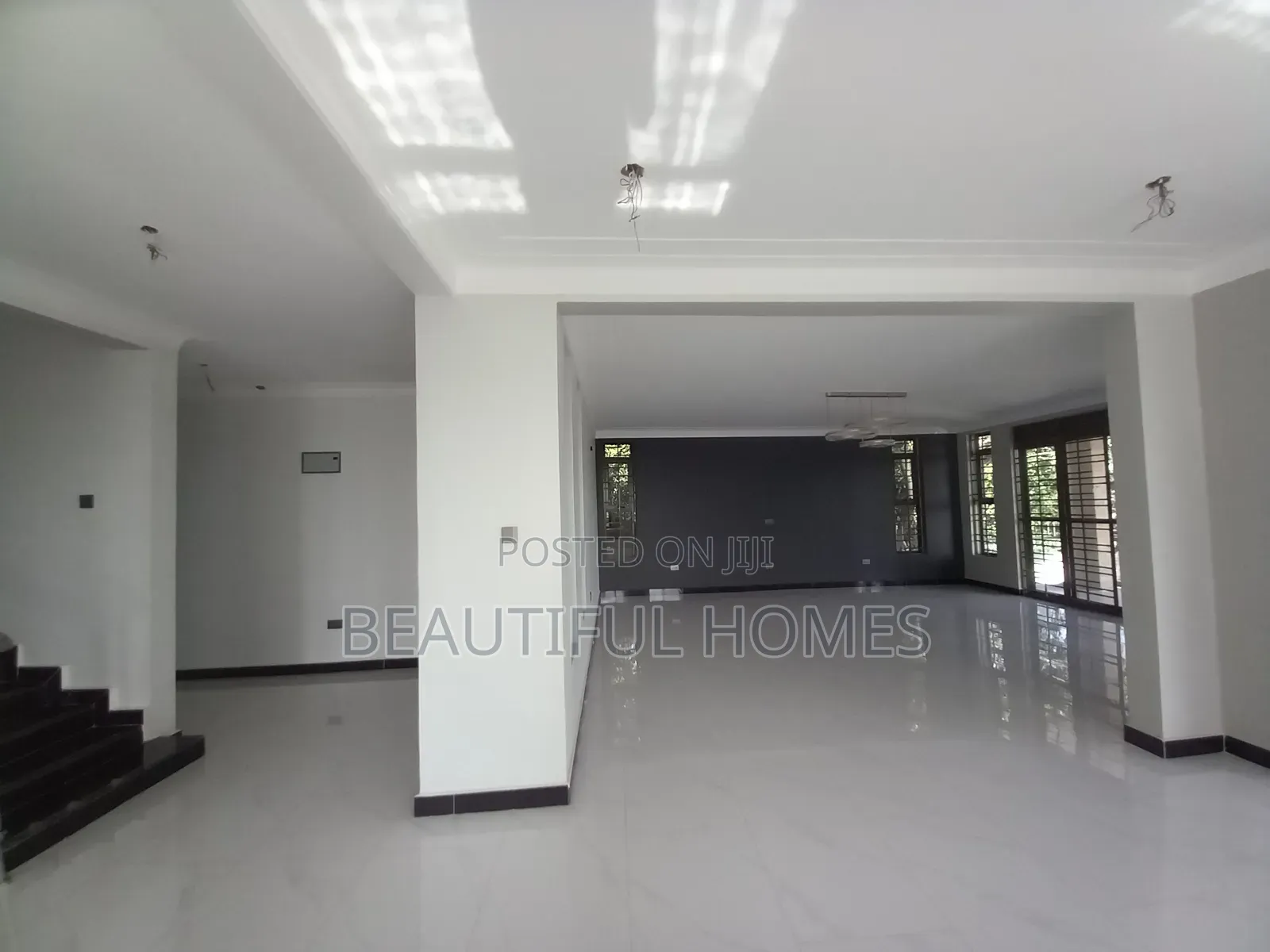 Furnished 7bdrm Mansion in Kyanja, Nakawa for sale in Nakawa