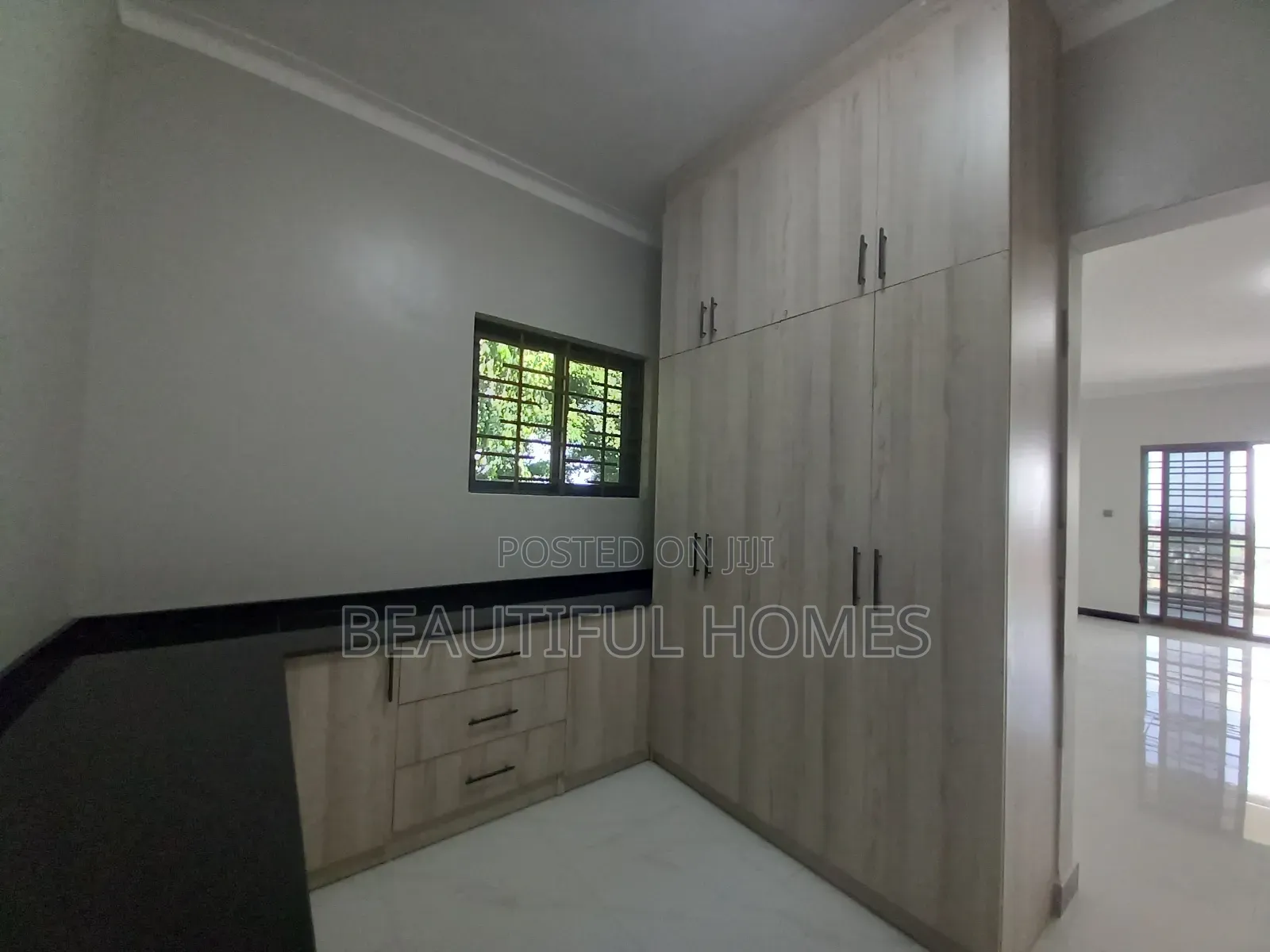 Furnished 7bdrm Mansion in Kyanja, Nakawa for sale in Nakawa