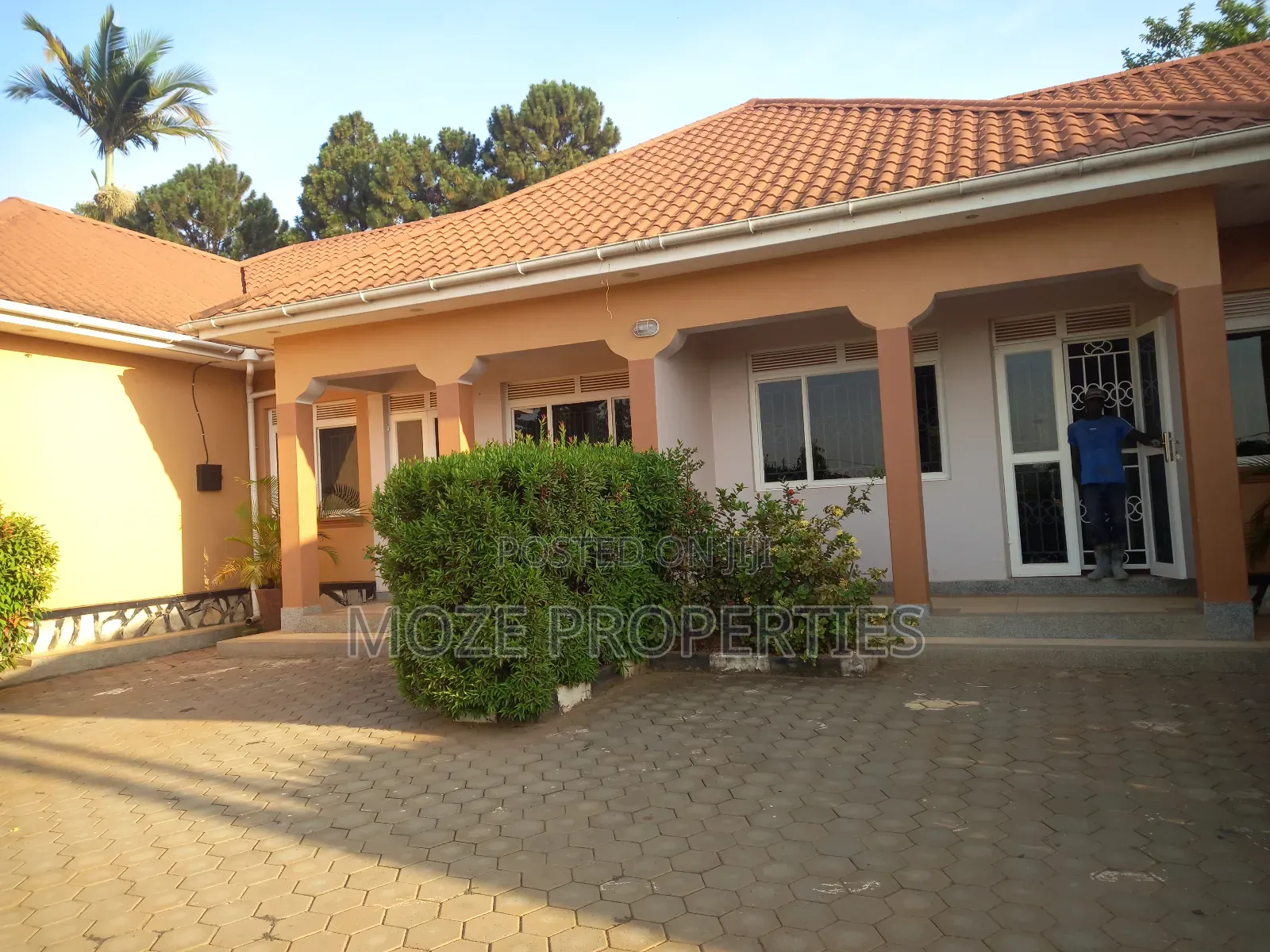 1bdrm Bungalow in Kyaliwajala, Central Division for rent in Central Division