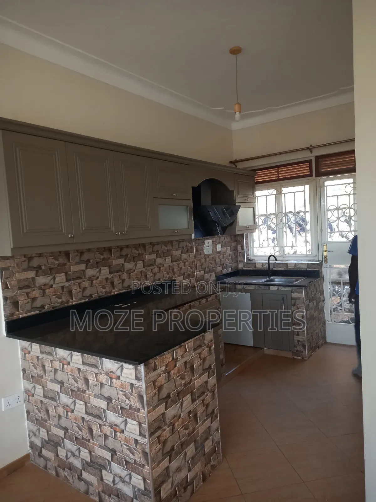 1bdrm Bungalow in Kyaliwajala, Central Division for rent in Central Division
