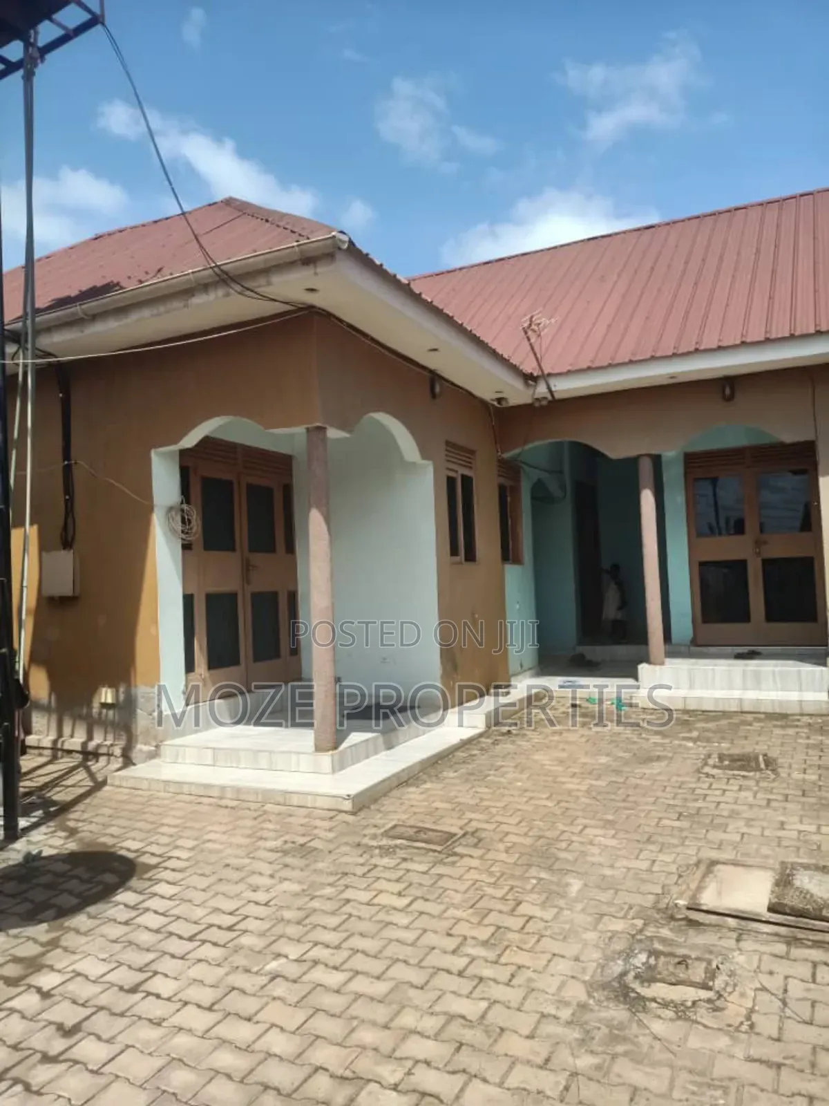 1bdrm Bungalow in Mutungo., Central Division for rent in Central Division
