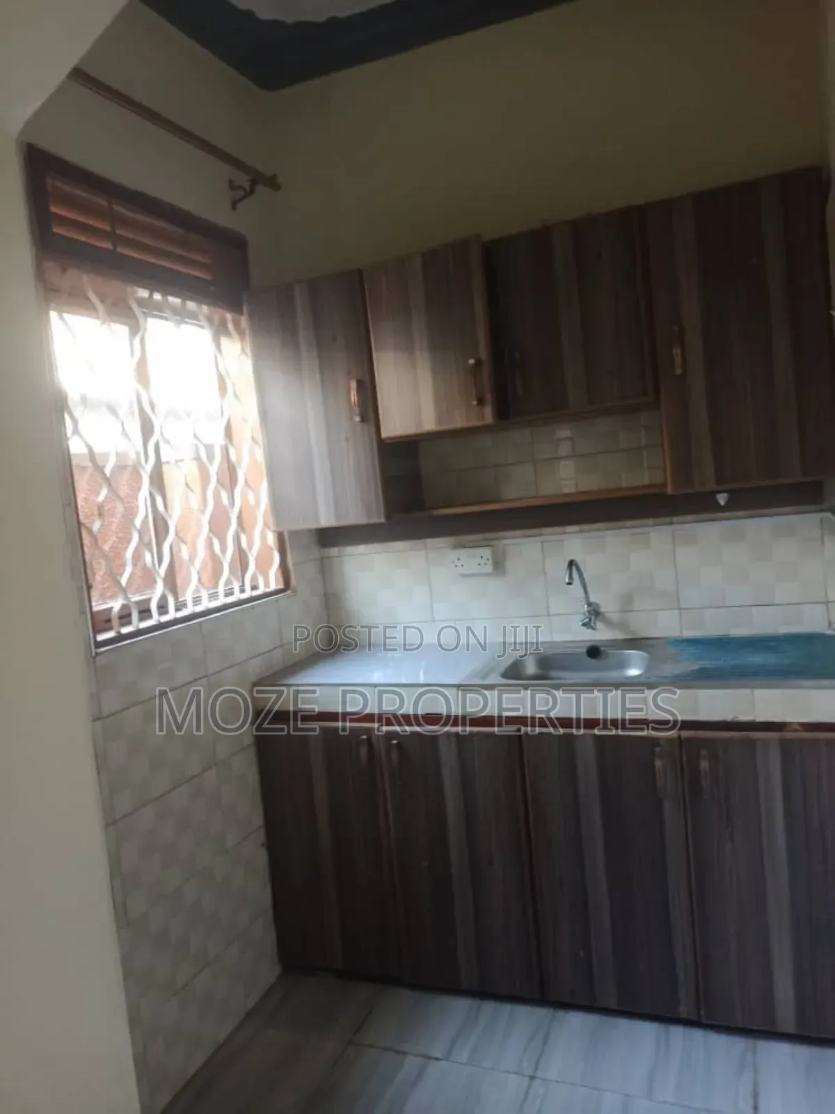 1bdrm Bungalow in Mutungo., Central Division for rent in Central Division