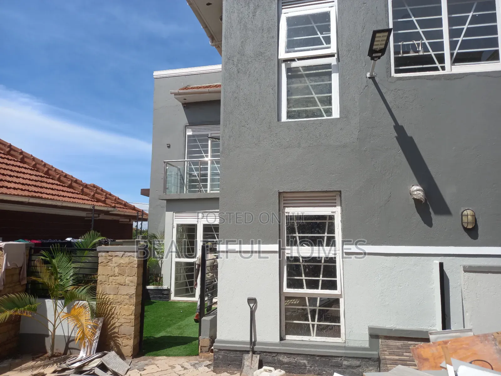 Furnished 4bdrm Duplex in Kira Town for sale in Kira