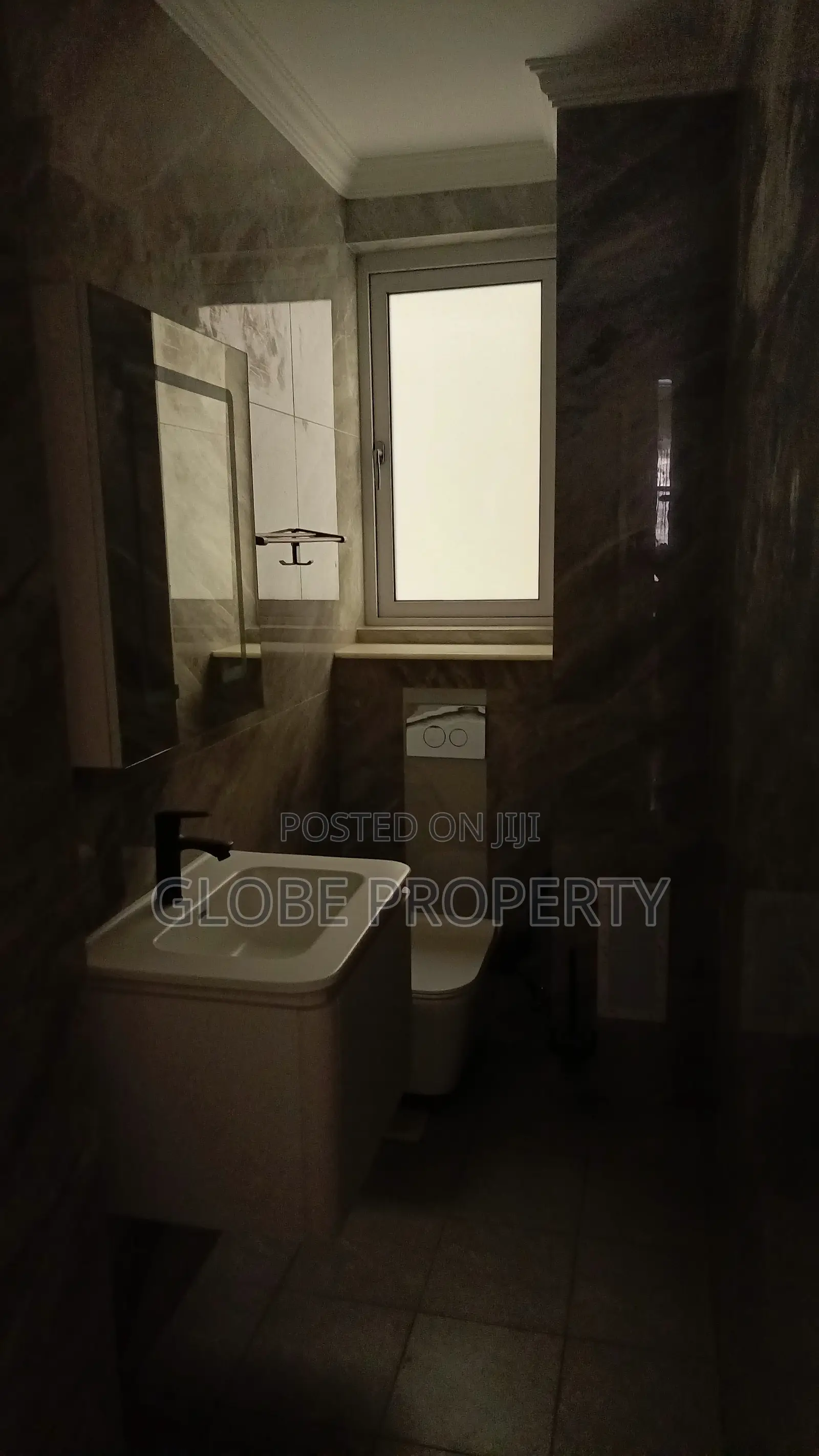 3bdrm Apartment in Kololo, Central Division for sale in Central Division