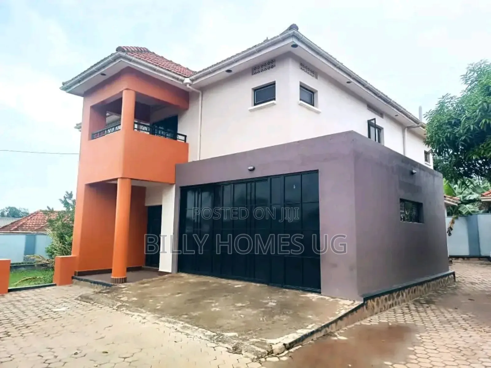 5bdrm Mansion in Kira for sale in Kira