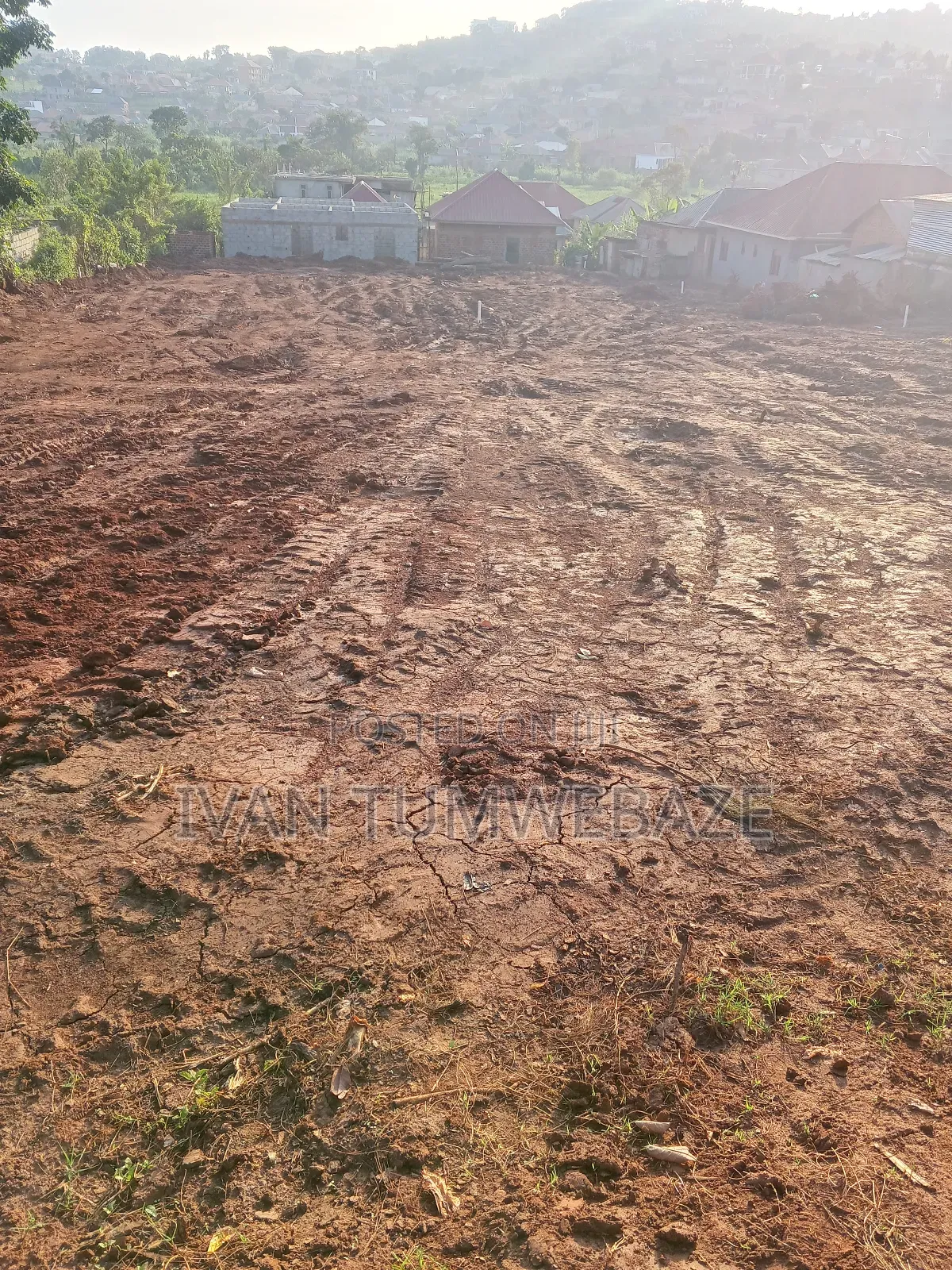 Plots for Sale in Kigo . Munyonyo Express in Makindye