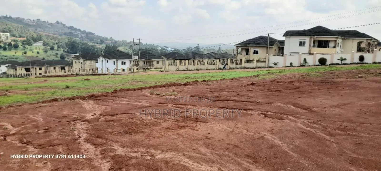 Prime Plots for Sale at Bwebajja Luxurious Estate~Entebbe Rd in Ssisa