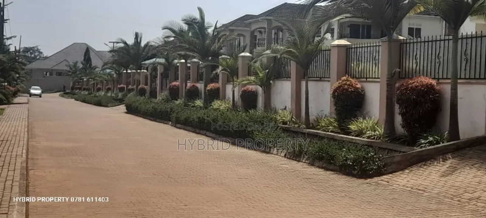 4bdrm House in Bwebajja Housing for sale in Wakiso / Wakiso