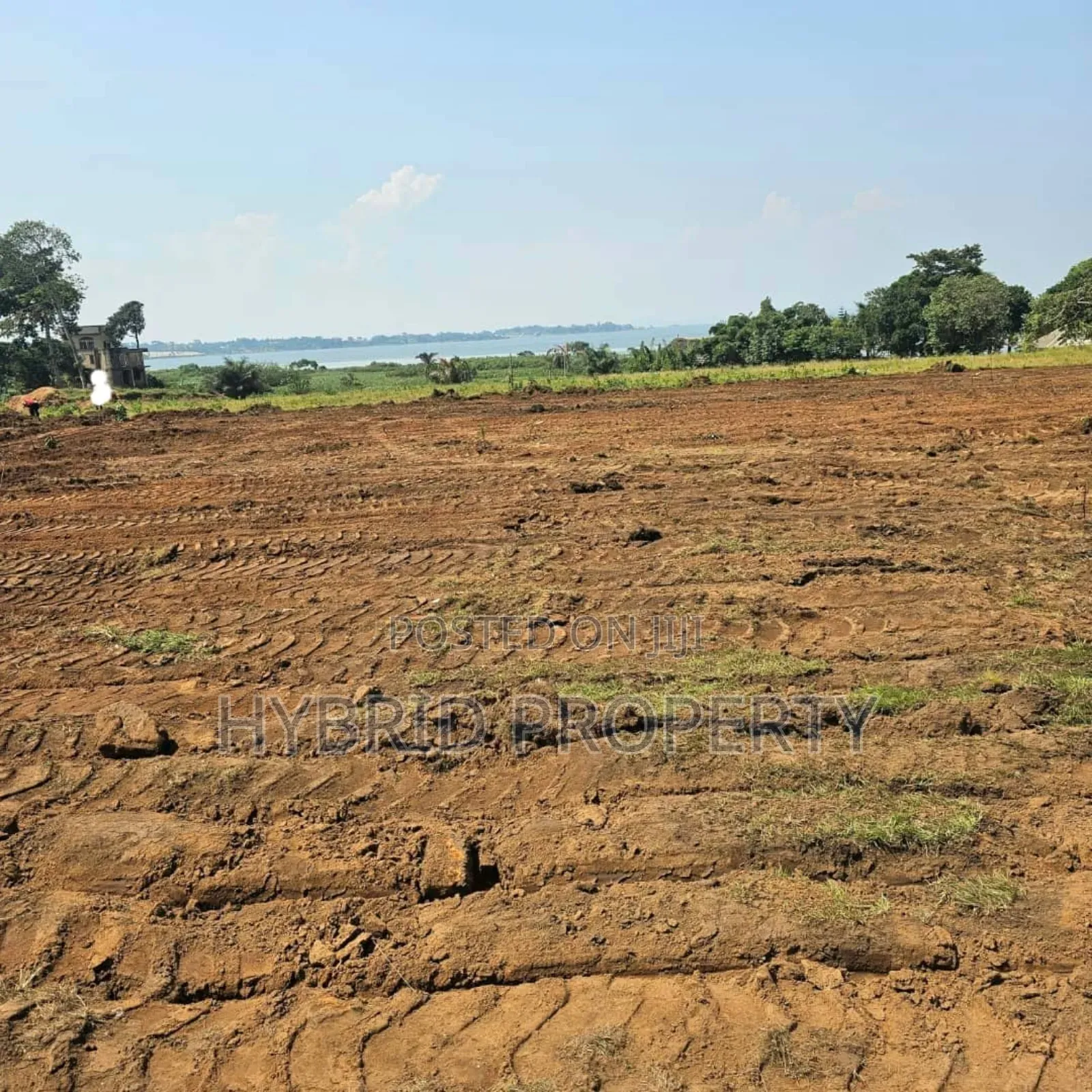 Prime Plots for Sale at Bwerenga Resort Lakeview Land Estate in Katabi