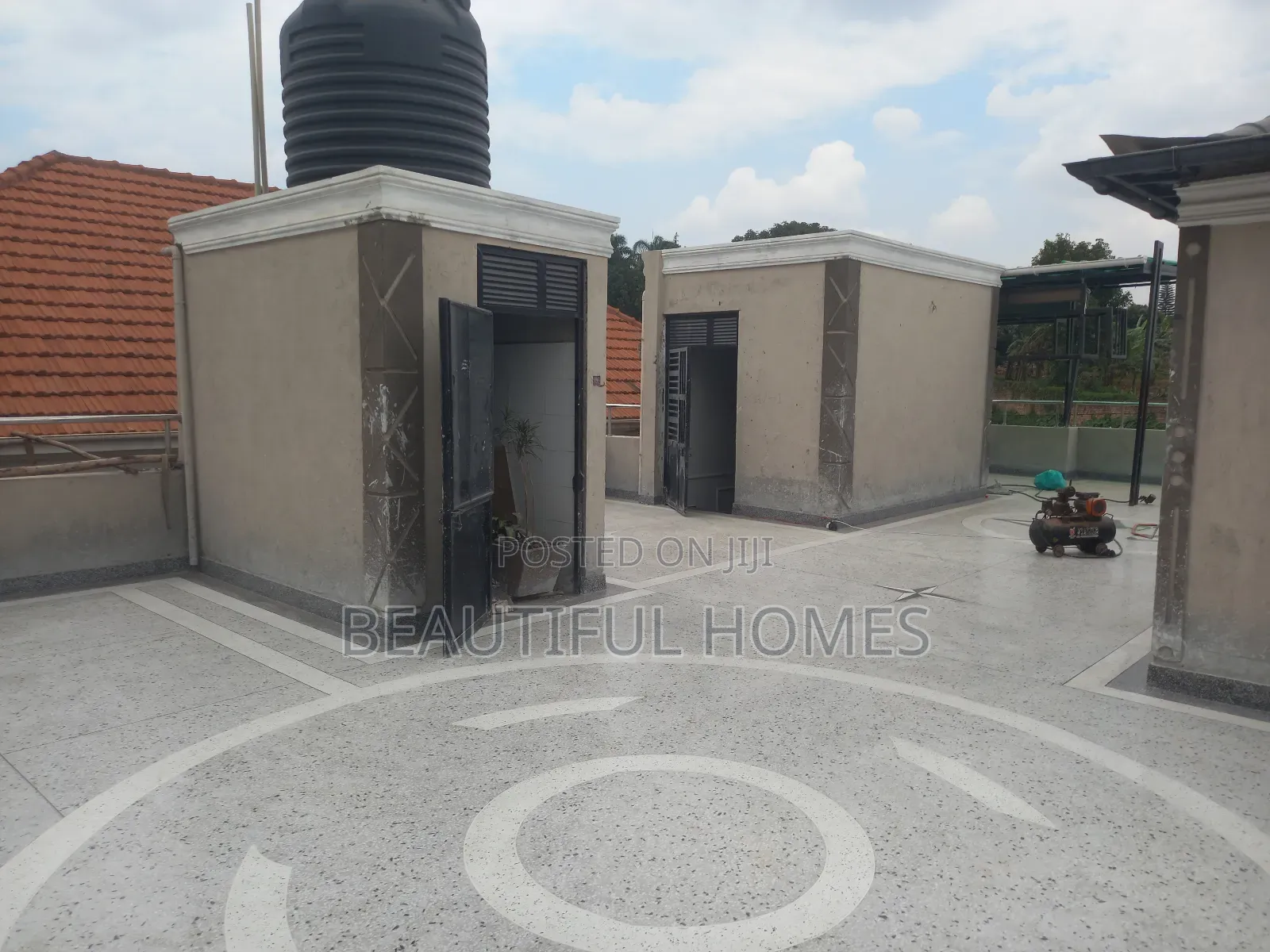 Furnished 5bdrm Mansion in Kira for sale in Kira