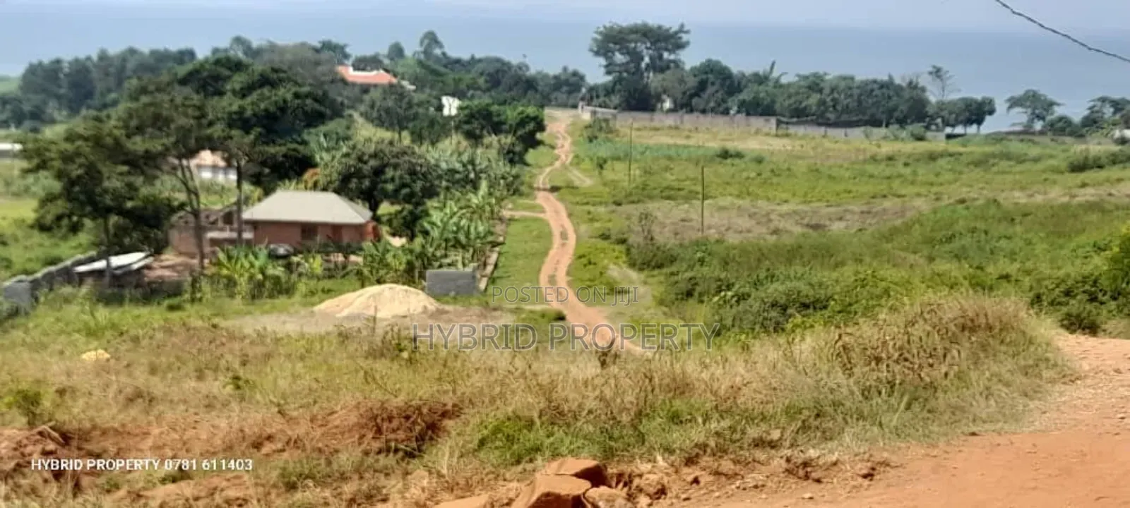 40acres of Prime Land for Sale at Bwerenga Divine Lakeview. in Katabi