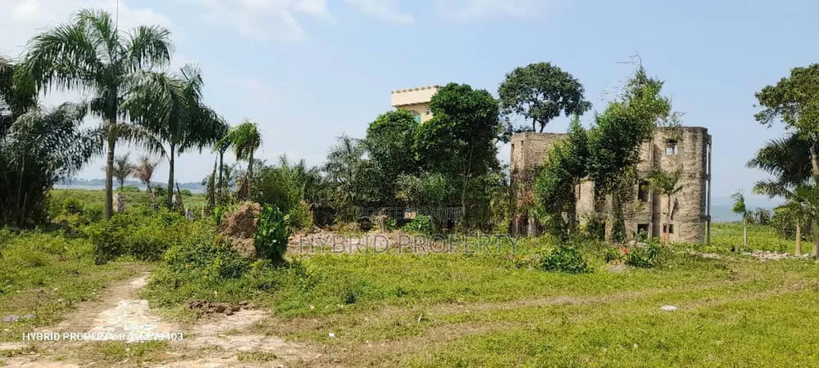 2acres of Prime Land for Sale at Bwerenga Exotic Lakeview V. in Katabi