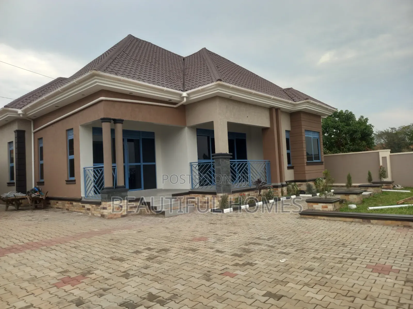 Furnished 4bdrm Bungalow in Kira for sale in Kira